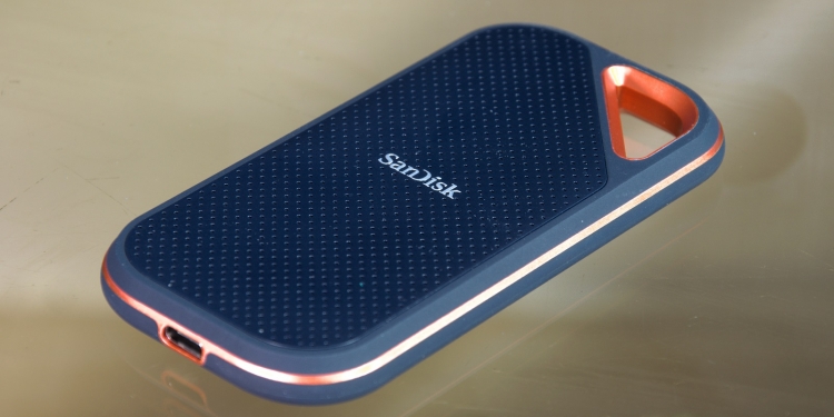 Not afraid of adventure: SanDisk Extreme Pro external SSD drive in review