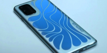 Meet the OnePlus 8T that predicts the future