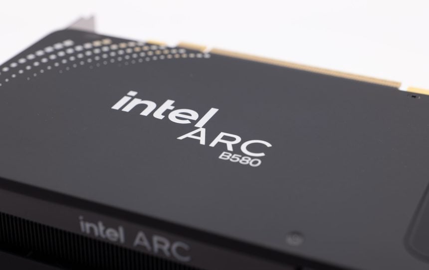 כרטיס המסך ARC B580 12GB של אינטל בסקירה: התקווה לתחרות בעולם הגרפיקה לצרכן