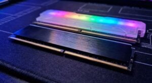 מחדל ב-Corsair: במקום זיכרון DDR5 ב-1,000 דולר – הלקוח קיבל "פלסטיק עם אורות"