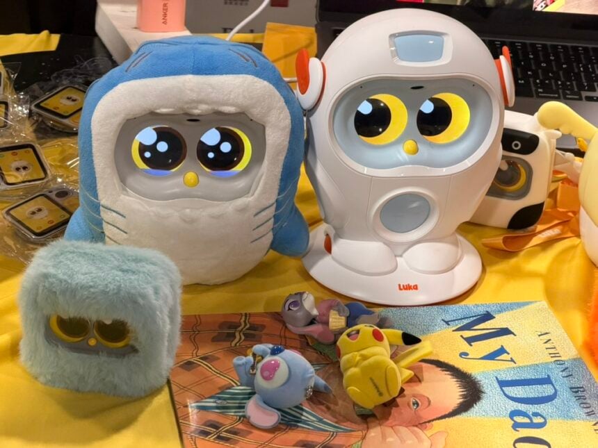 לוקה (Luka): הינשוף שיקריא לילדים סיפור והקובייה שתצא איתם לטיול בטבע