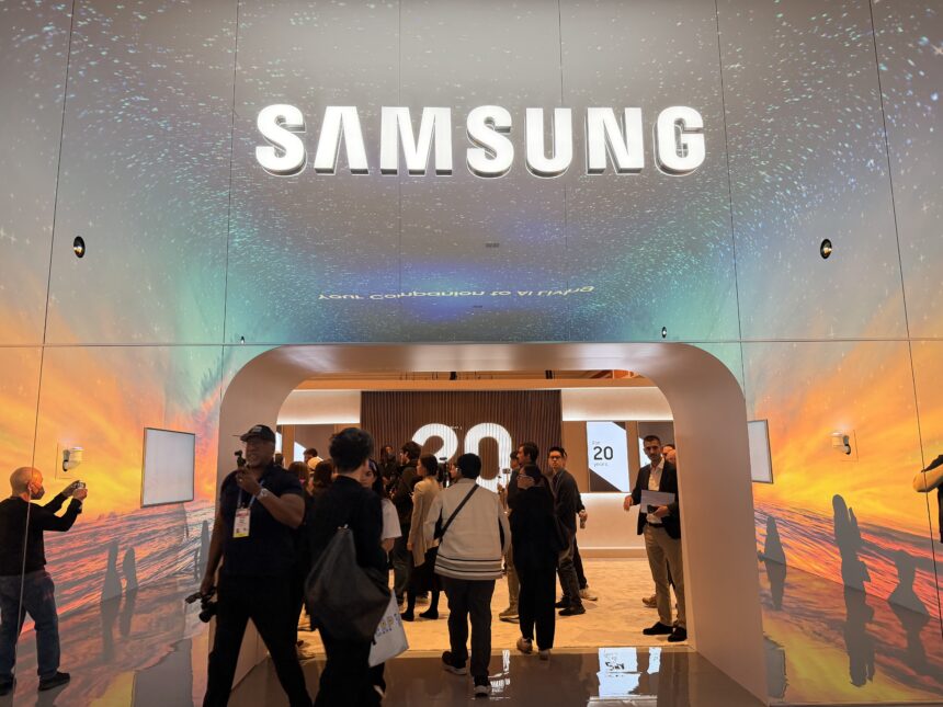 סמסונג ב-CES 2026: כשהבית מפסיק להיות "חכם" ומתחיל להיות "שותף לחיים"