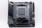 לקחנו לוח אם קטנטן מדגם B850I AORUS PRO ובנינו בשבילו מחשב