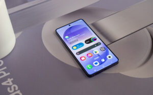 עכשיו הם רשמיים: מה שחשוב לדעת על מכשירי Galaxy S26 החדשים של סמסונג