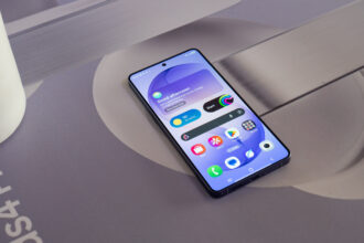 עכשיו הם רשמיים: מה שחשוב לדעת על מכשירי Galaxy S26 החדשים של סמסונג