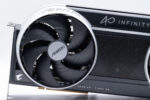 הדגם האבסורדי ביותר של GIGABYTE: בדקנו את AORUS RTX 5070 Ti Infinity