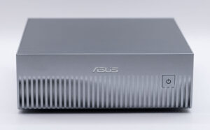 מחשב ASUS Ascent GX10 מבוסס NVIDIA DGX Spark בסקירה: דמוקרטיזציה של מודלים מקומיים