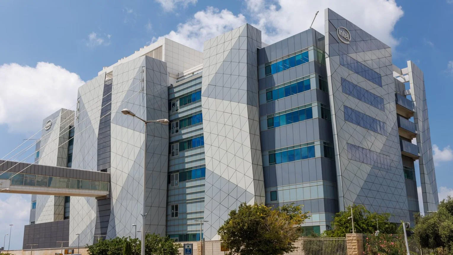 מפעל Fab 28 של אינטל בקריית גת. צילום: Intel